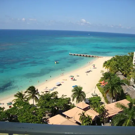 Ocean Suite Beach Front At Mobay Club